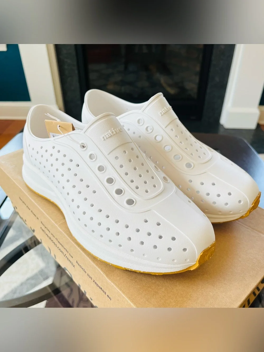 NATIVE Robbie Sugarlite Slip-On Water Play Sneakers Shoes Shell White Junior J5